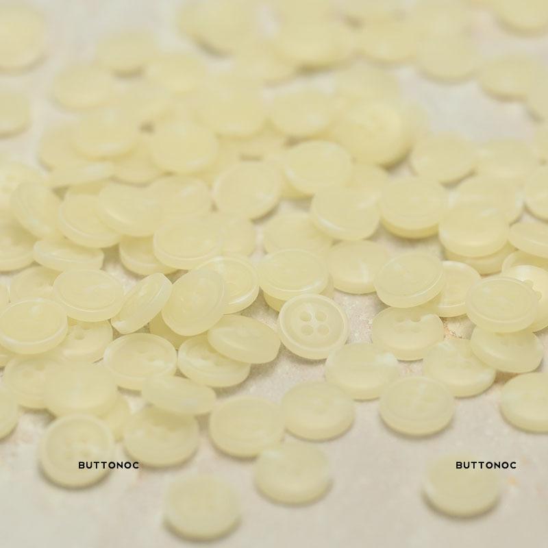 Four-Eye Sleeve Collar Shirt Small Buttons Resin Jewelry Accessories Knitted Cardigan Top Buttons Clothing Accessories