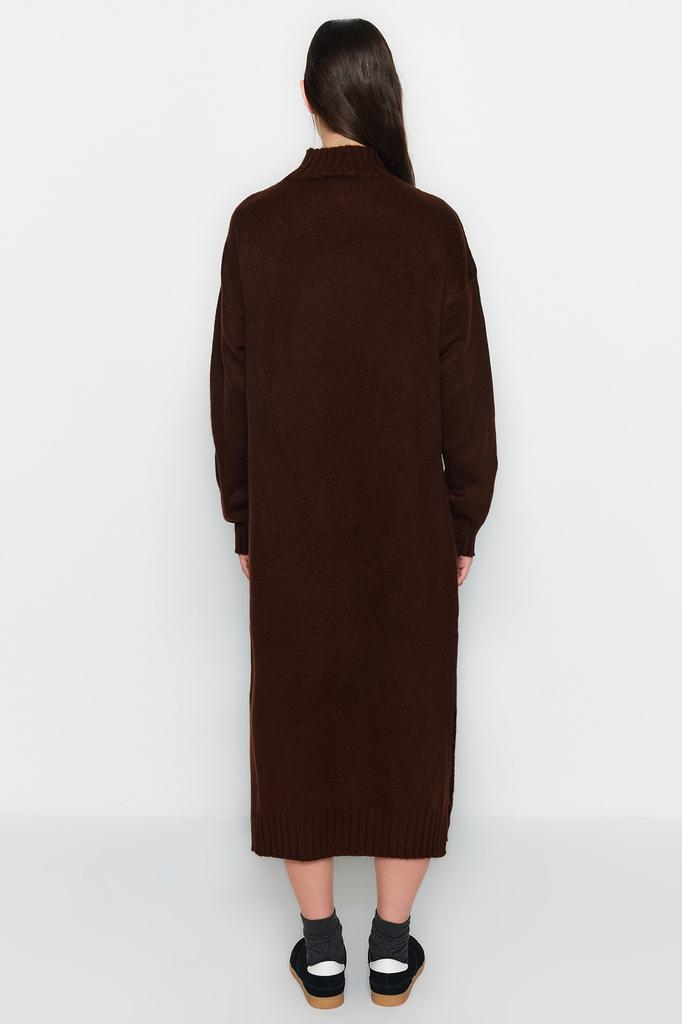 Женское платье, новый сезон, модное коричневое широкое трикотажное платье миди, мягкое текстурированное платье с высоким воротником