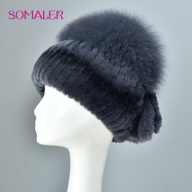 Женская зимняя меховая шапка