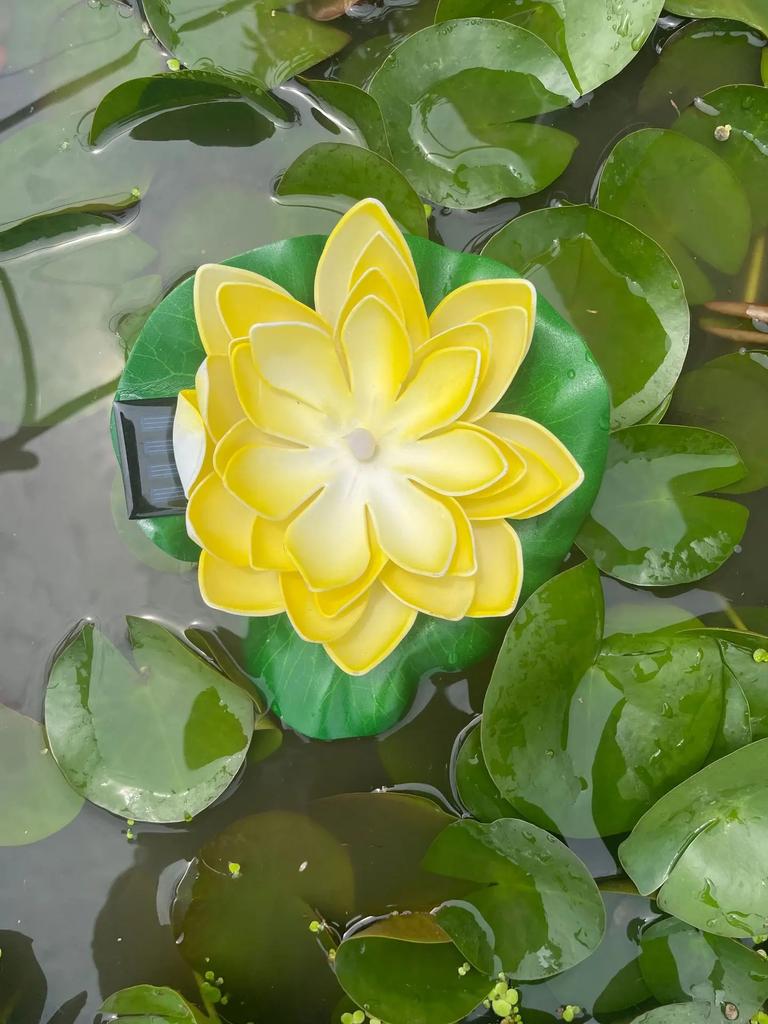 Светодиодная солнечная лампа имитация лотоса для улицы, водонепроницаемая, плавающая для пруда, садовый фонарь, цветные светодиодные фонари для пожеланий
