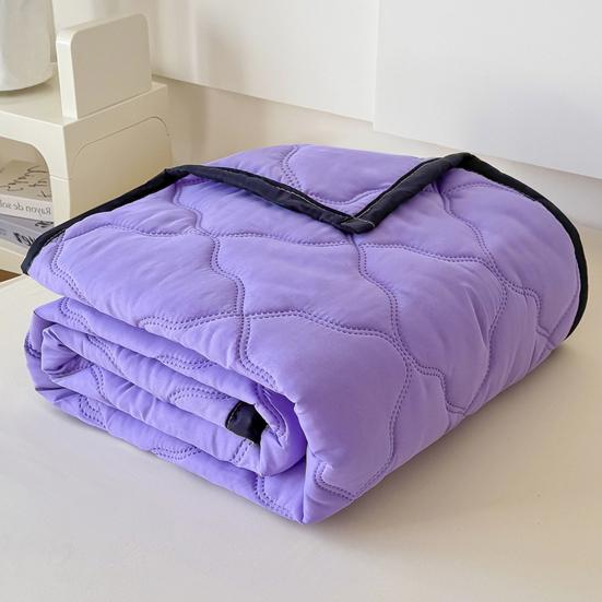 Summer Quilt Lightweight Filling Breathable Bedroom Quilt Cooling Effects Quilt Refreshing Sleep Solution