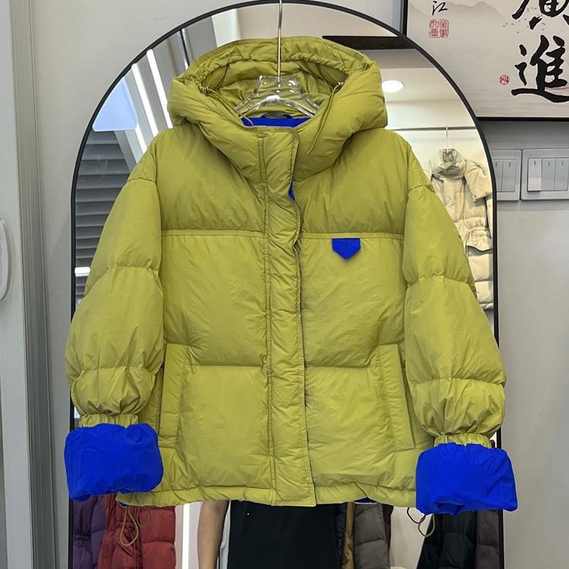 Womens Short Puffer Jacket Warm Thick Hooded Loose Fit Korean Style Down Coat With Color Block Design