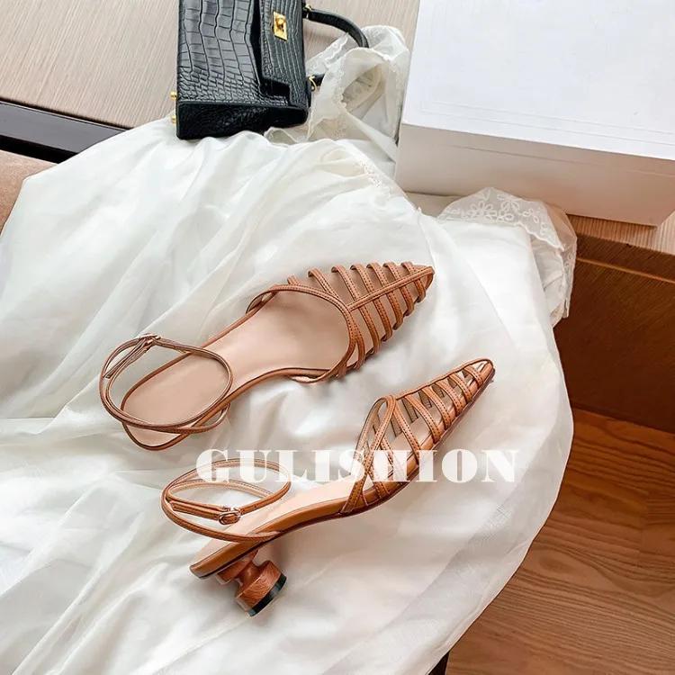 Модные женские сандалии НОВЫЕ ретро-острые полые средние каблуки толстые каблуки Baotou Модные сандалии женская обувь zapatos de mujer сандалии женские