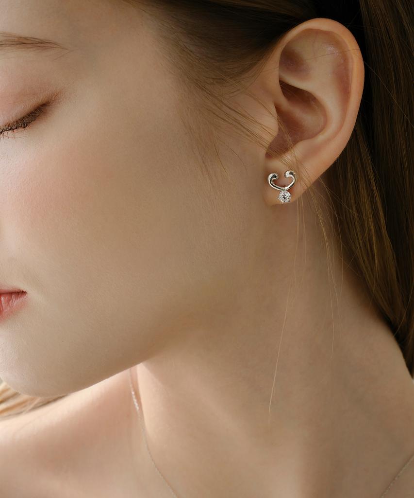 Reve Rv-Lab Diamond 0.3 Carat Phal. Love Drop Earrings