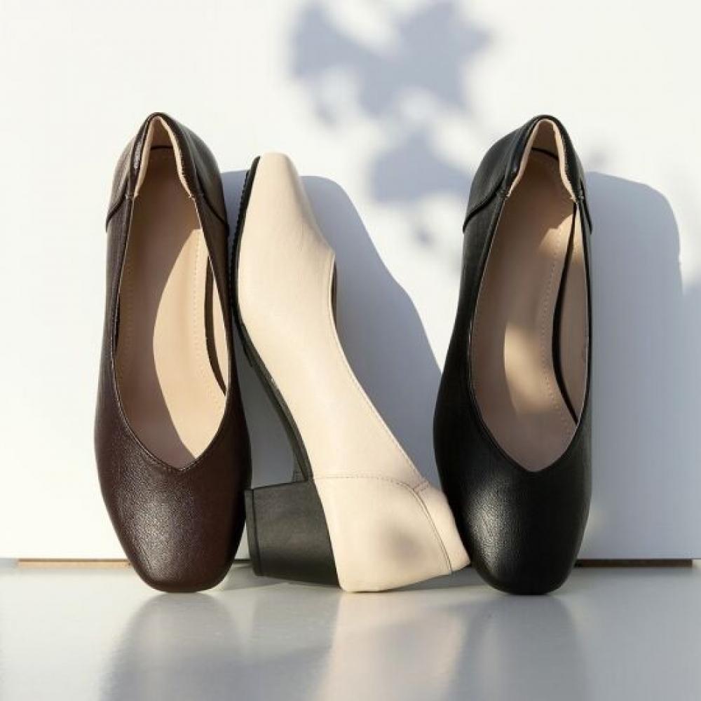 Jisyu Takahn Lightweight Square Toe Chunky Heel Pumps