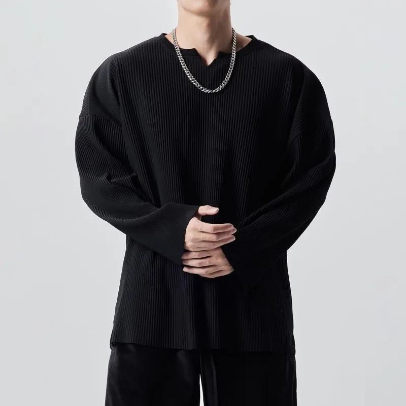 Spring White V-Neck Pleated Stripe T-Shirt Men Large Size Silky Soft Long Sleeved T-Shirt Summer Loose Bottomed Shirt