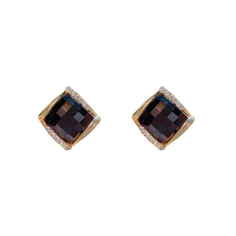 Women Minimalist Retro Diamond Inlaid Black Crystal Rhombus Stud Earrings