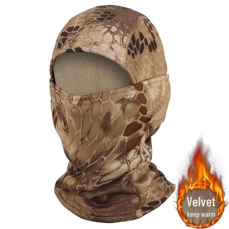 "Winter Camouflage Fleece Hood with Windproof Mask for Outdoor Sports - Thick, Warm, and Cold-Proof for Cycling"