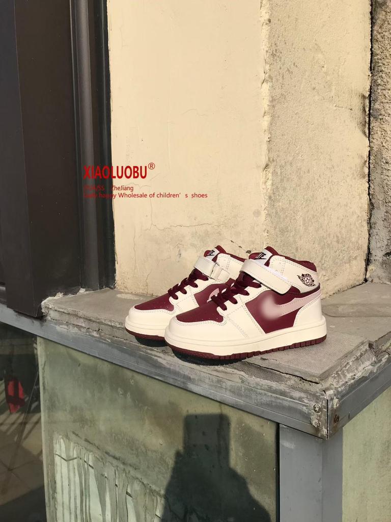 Модные нескользящие спортивные кроссовки для детей - Весна/Осень 2026, Удобный стиль AJ Board для мальчиков и девочек.