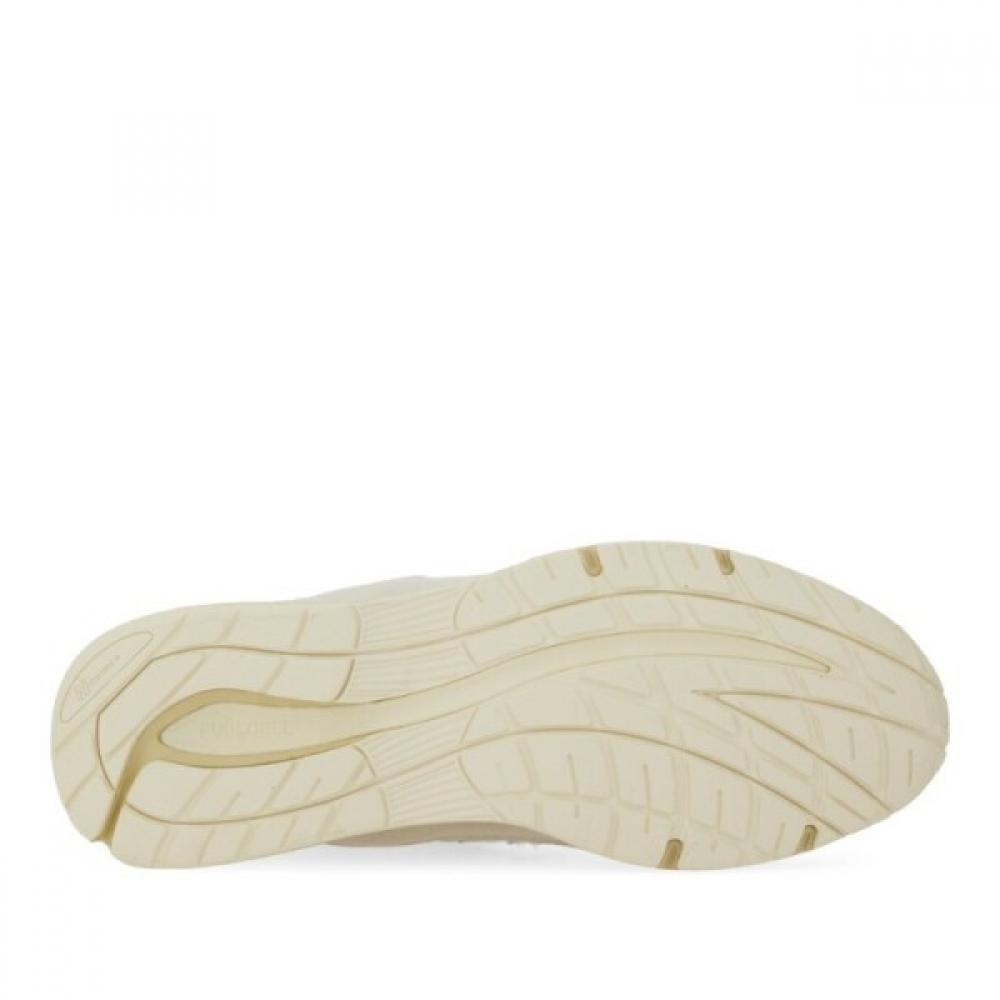 New Balance Lightweight Breadable Sneakers U991ow2 Offwhite