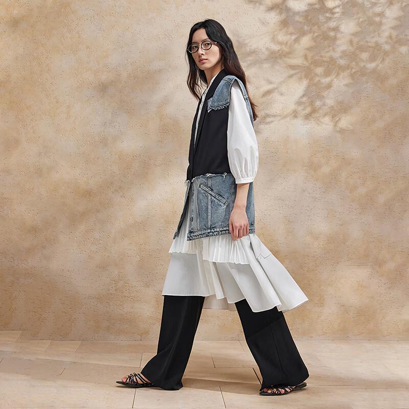 broadcast Women's Contrast Denim Vest