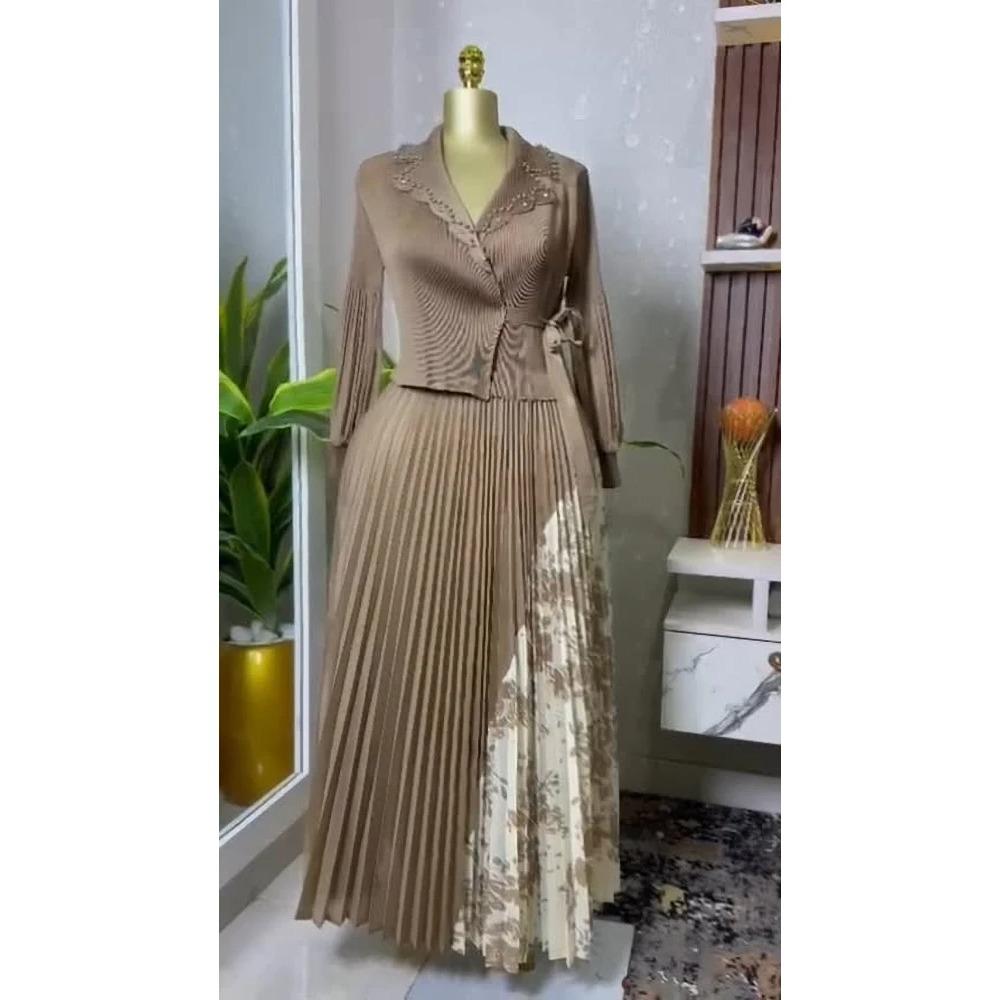 Новое плиссированное платье А-силуэта, элегантный костюмный воротник, средняя длина, утягивающая талия, стройнящая женская юбка со складками