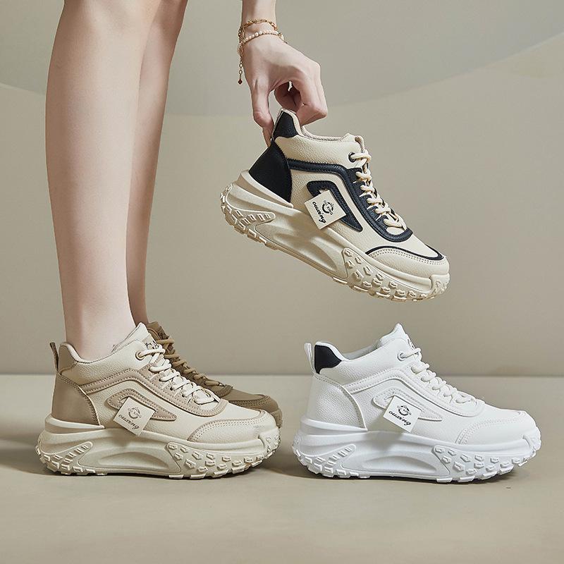 Корейские высокие туфли для пап на толстой подошве INS: Весна 2025 Новые студенческие беговые и увеличивающие рост спортивные кроссовки Q036