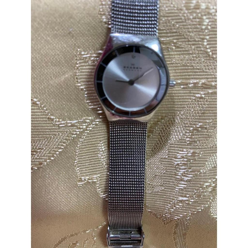 Б/у женские часы SKAGEN Серебристый сетчатый ремешок