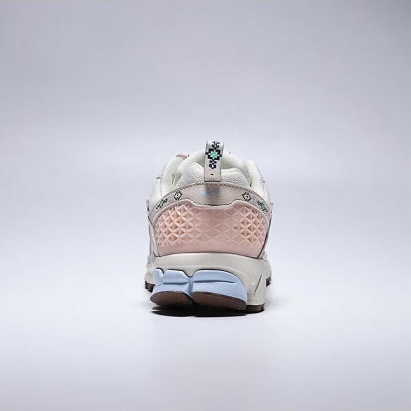 Nike Женские повседневные кроссовки V2K RUN