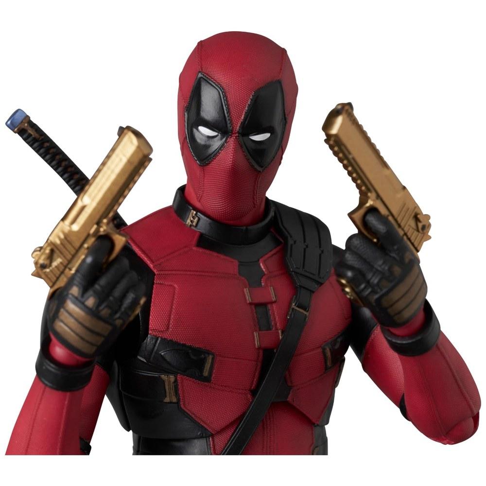 Набор игрушек MEDICOM TOY MAFEX "Дэдпул и Росомаха". Фигурка № 284, 160 мм, раскрашенная, с аксессуарами.