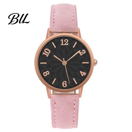 Women Fashion Accessory Faux Leather Strap Watch, Round Dial Quartz Movement Watches Ladies Casual Formal Wristwatch, Gifts for Her Watch
