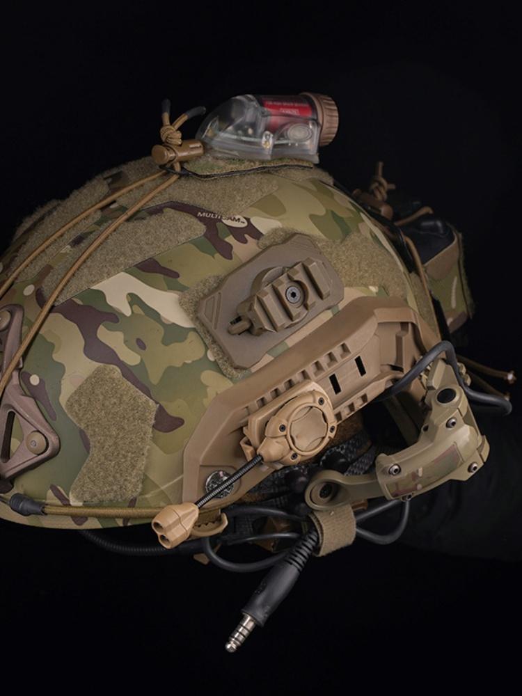 Адаптер для крепления фонаря на шлем для стрельбы, кемпинга, универсальные шлемы, держатель фонаря с креплением на липучке, вращающийся