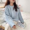 Bir xil rangli burmali shirin va muloyim dumaloq bo'yinli ayollar kuz va qish uchun yangi moda yoshartiruvchi trikotaj sviter top