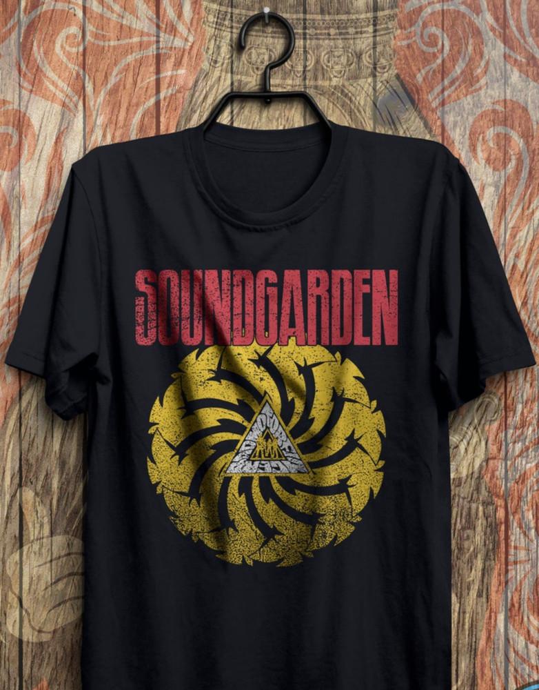 Soundgarden 90039s T-Shirt Music Tour Rock Band Music Shirt Unisex T Unisex T-Shirt
