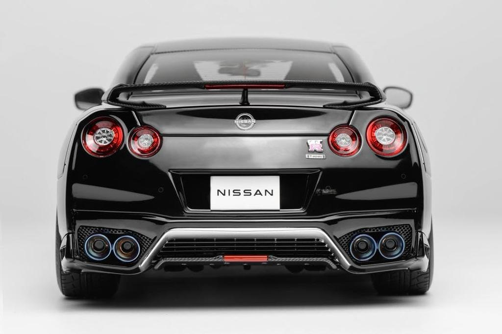 FREESTYLE MOTORHELIX Масштаб Nissan Track Edition Разработано NISMO 2022 Металлик Черный Жемчуг Готовая модель M83519 1/18 GT-R (Р35) T-Spec