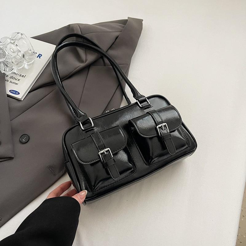 Женская сумка премиум-класса большой вместимости 2025 новая осень-зима нишевый дизайн одно плечо сумка подмышку сумка-подушка для通勤