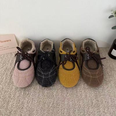 2025 осень и зима новая мода универсальные на плоской подошве одинарные туфли женские бархатные на шнуровке повседневные теплые пушистые туфли немецкие тренировочные туфли