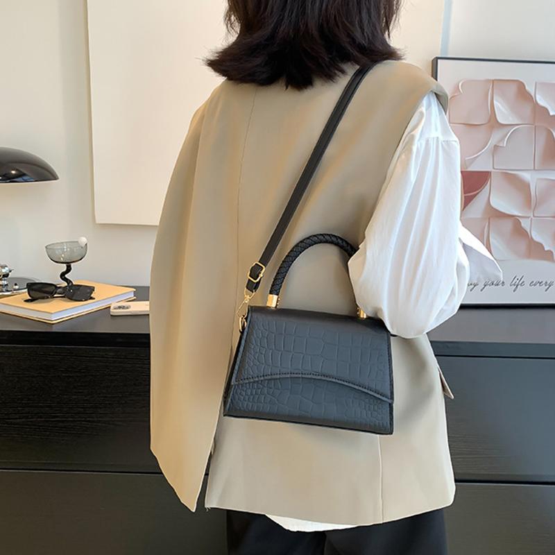Yogodlns Retro Women Bag Western Style Shoulder Bag Handbag Korean Version Crocodile Pattern Small Square Bag Fashion And Simple Crossbody Bag
