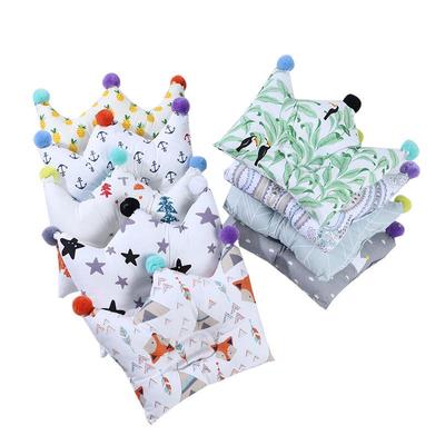 Детская подушка в виде короны