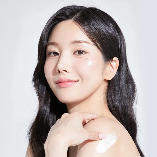 9WISHES Белая тонизирующая сыворотка для тела 80 мл