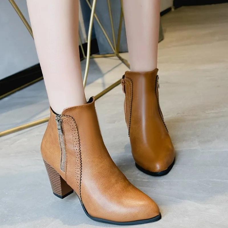 Designer's New Women's Boots Fashion Short Boots Thick Heels Side Zipper Casual Women's Ankle Boots Bottas Mujer2025