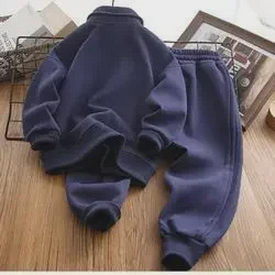 2024 Модный спортивный костюм для мальчиков с толстовкой: Свободный крой для всех размеров, идеально подходит для весны, осени и зимы