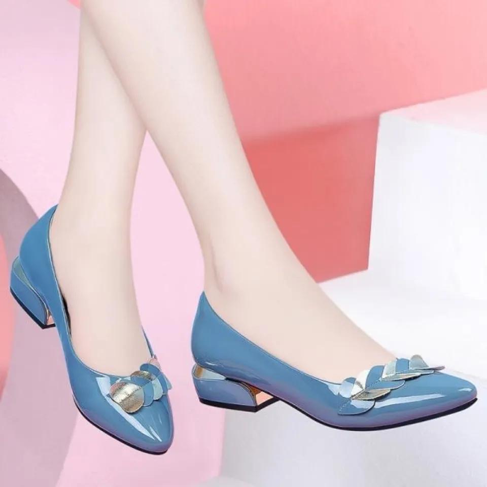 Women Cute Light Weight Blue Slip On Square Heel Shoes Lady Classic Black Comfort Heel Shoes Sapatos Femininas Ab618
