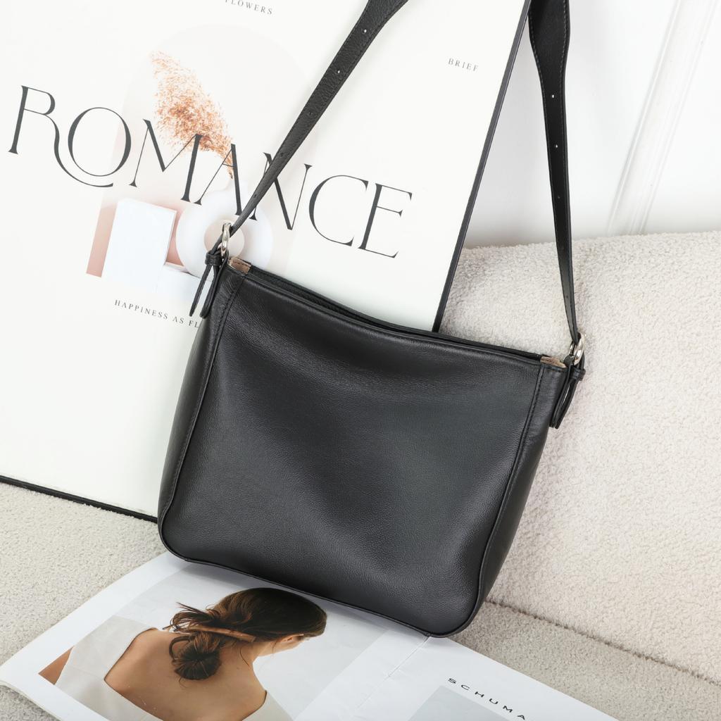 Cowhide Square Bag Crossbody Shell Bag Popular Fashion Women's Shoulder Square Bag Practical Soft Leather Handbag