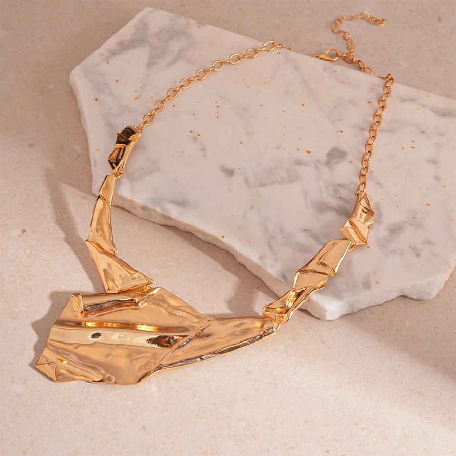 Винтажное металлическое ожерелье с ракушкой в форме сердца: Роскошная, Уникальная и Преувеличенная Цепочка на Ключицу