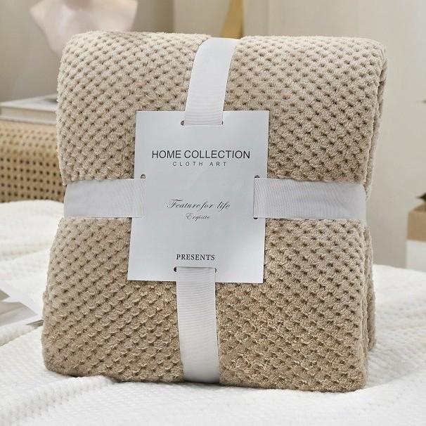 Thickened Ipil Coral Fleece Flannel Blanket for Napping and Air Conditioning