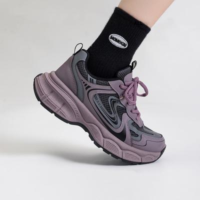 Женская обувь – Кроссовки