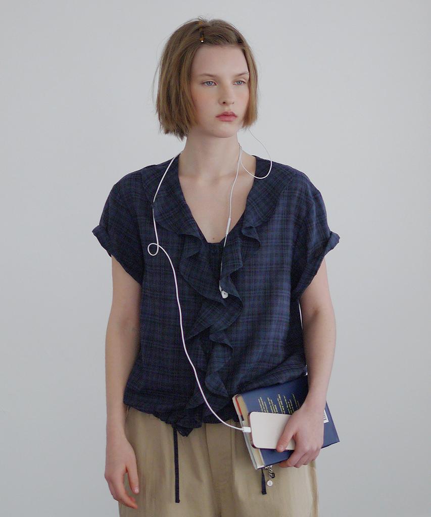 AFTERHOURS Ruffle Half Sleeve Blouse (Navy-Check)
