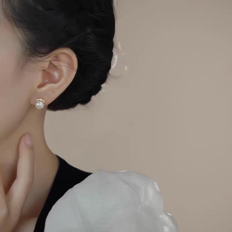 ANENJERY Geometric Zircon Simulated-pearl Crown Earrings Female Niche Versatile Exquisite Earrings Light Luxury High Jewelry Gift