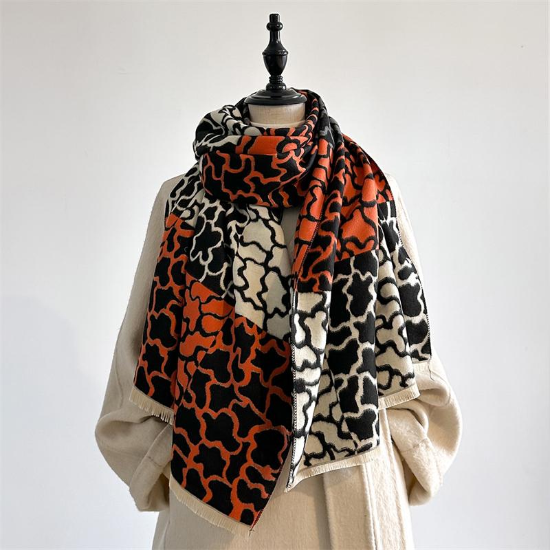 Winter Cashmere Scarf for Women Luxury Warm Shawl Leopard Print Windproof Cape Pashmina Handerchief Designer Female Scrarf