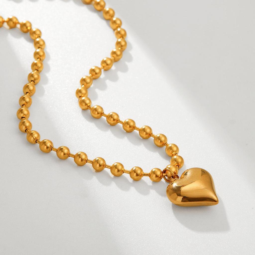 18K Gold Heart Pendant Necklace with Round Bead Chain In Titanium Steel – European & American Classic Style for Women
