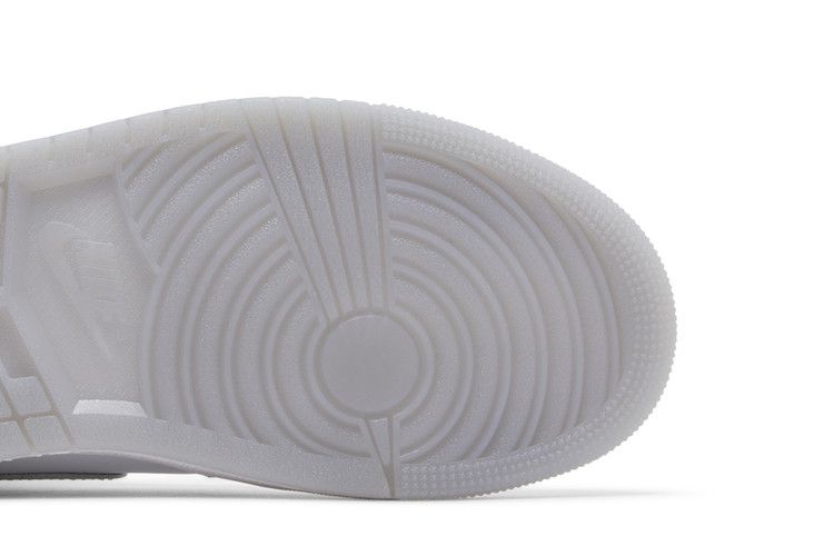 Jordan 1 Mid SE Metallic Silver (Women's)