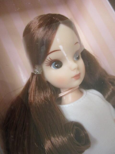 Takara Tomy Brand 2020 reissue of the first generation doll Reissue of the first generation doll with a twin Castle new, unopened. Licca-chan