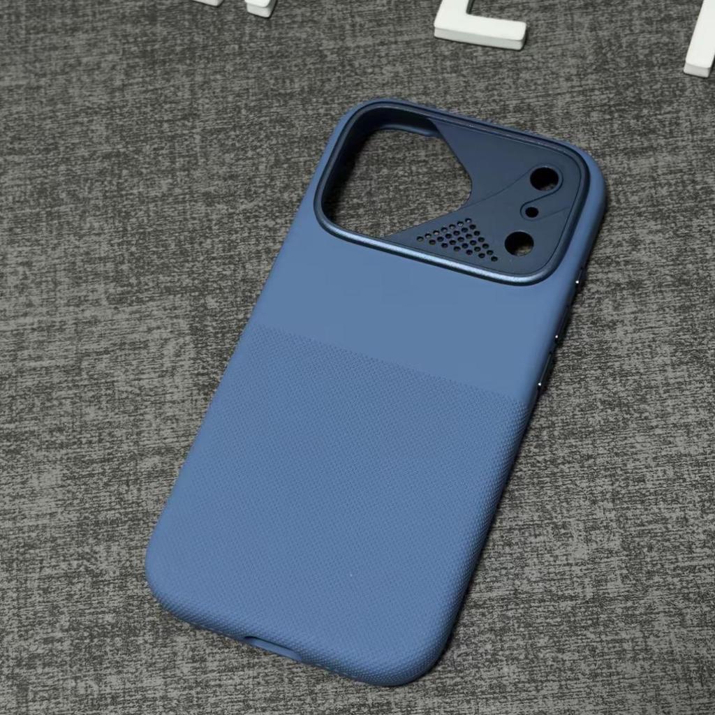 Магнитный чехол из жидкого силикона для iPhone 17 Pro Max с дизайном Apple 16 Dot Matrix из алюминия