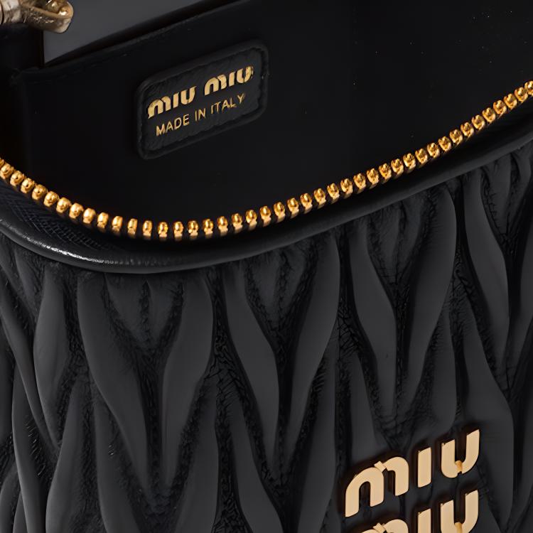 Miu Miu Matelasse Removable Adjustable Shoulder Strap Zipper Closure Quilted Clutch Bag Napa Leather Crossbody Mini Women bags Black 5NR018-2FPP-F0002