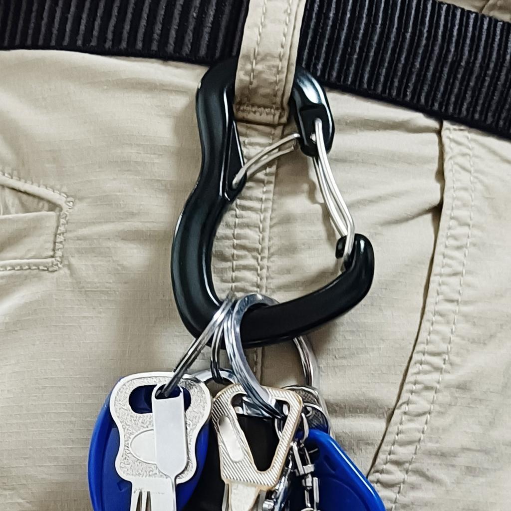 Durable Aluminum Carabiner Clip 800kg Strength for Outdoor Swing, Traveling,Backpacking Durable& Rustproof Carabiners