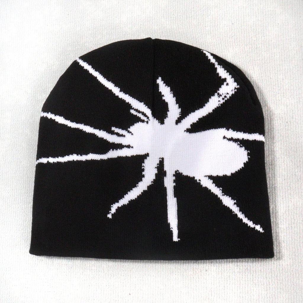 Knitted Fashion Hat With Spider Embroidery Design For Keeping Outdoors Warm