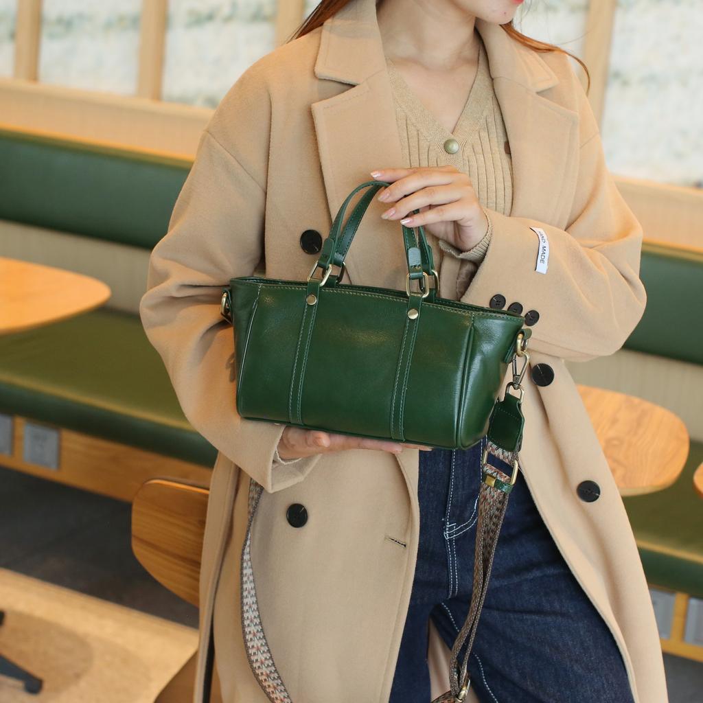 Retro First-layer Cowhide Women's Bag, New Genuine Leather Vegetable Tanned Leather, Portable Messenger Bag, Polished Soft Leather, Live Stream.