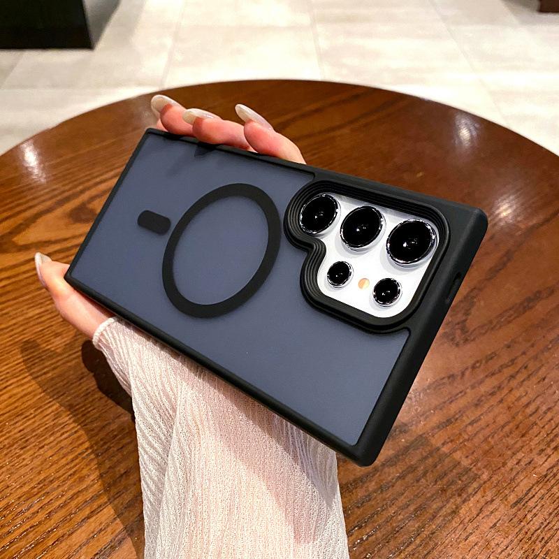 Suitable for Samsung S25ultra Mobile Phone Case Phantom Matte Skin Feel Magnetic Absorption S24 23 Anti Fall Case High End Anti Fingerprint