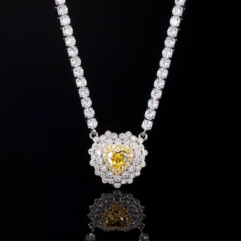 Осенне-зимние украшения Медь Позолота Бриллиант с высоким содержанием углерода В форме сердца Универсальная цепочка Ожерелье Женское 6 * 6